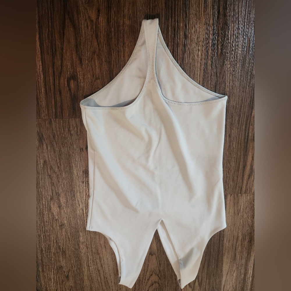 Abercrombie And Fitch Double Layered Bodysuit - Picture 3 of 5